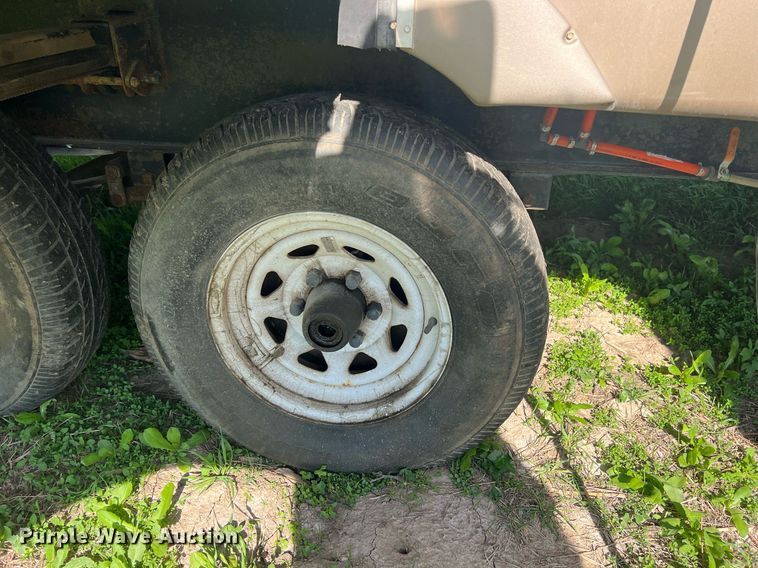 image for item MY9766 2006 Keystone Copper Canyon  camper