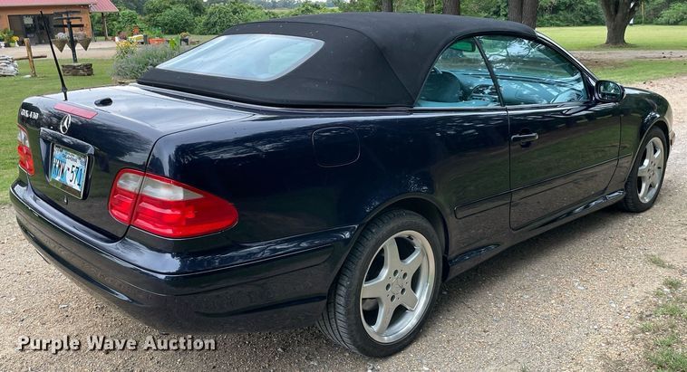 image for item NB9048 2003 Mercedes Benz CLK 430  convertible