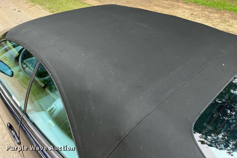 image for item NB9048 2003 Mercedes Benz CLK 430  convertible