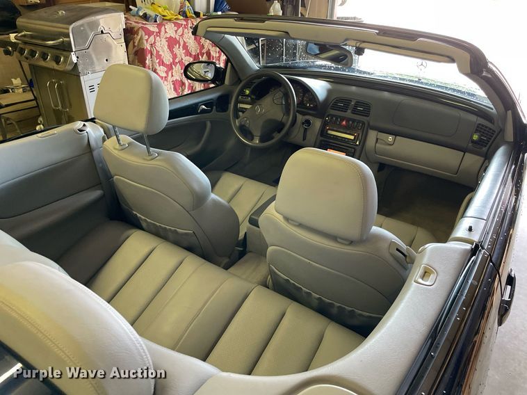 image for item NB9048 2003 Mercedes Benz CLK 430  convertible