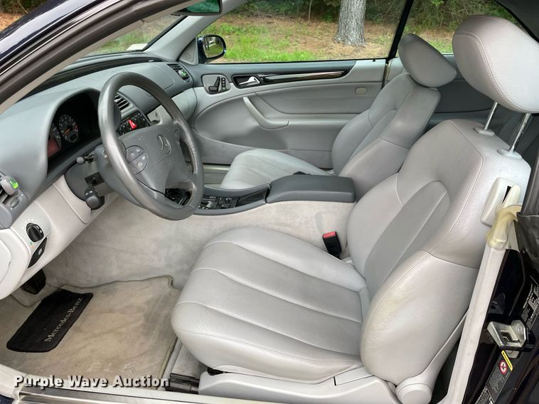 image for item NB9048 2003 Mercedes Benz CLK 430  convertible