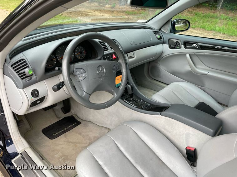 image for item NB9048 2003 Mercedes Benz CLK 430  convertible