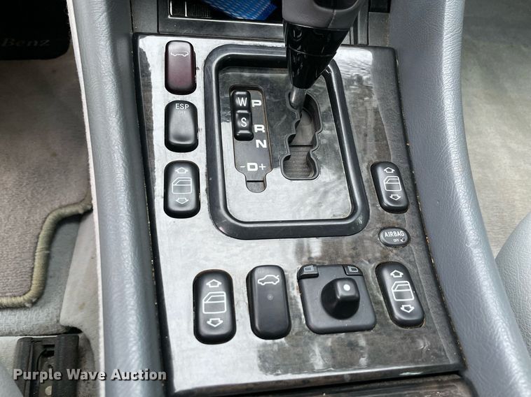 image for item NB9048 2003 Mercedes Benz CLK 430  convertible