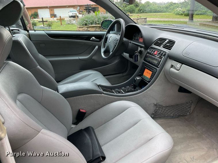 image for item NB9048 2003 Mercedes Benz CLK 430  convertible