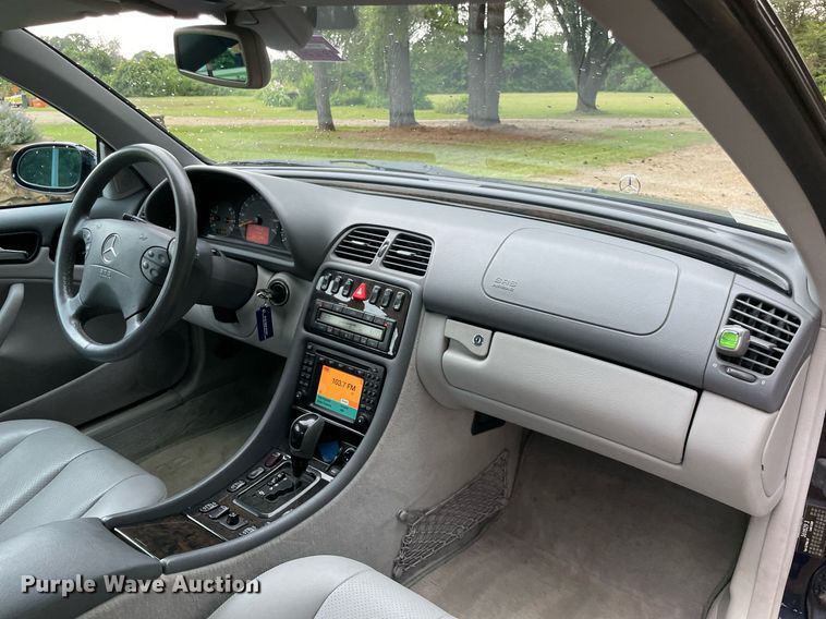 image for item NB9048 2003 Mercedes Benz CLK 430  convertible