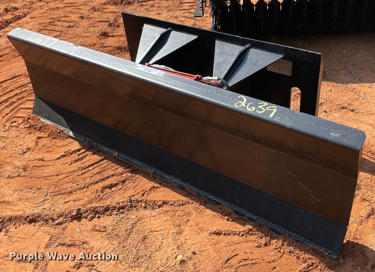 image for item NB9065 Skid steer dozer blade