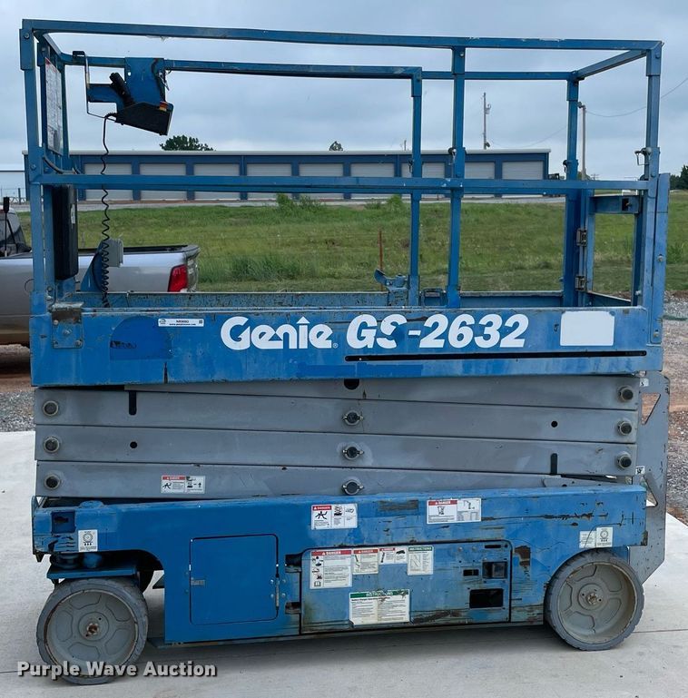 image for item NB9083 2014 Genie GS-2632  scissor lift