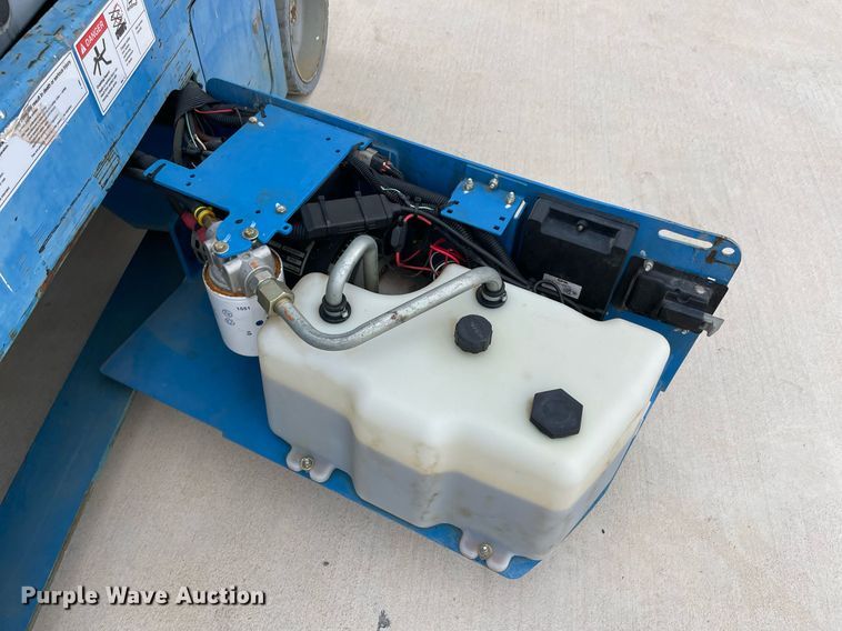 image for item NB9083 2014 Genie GS-2632  scissor lift