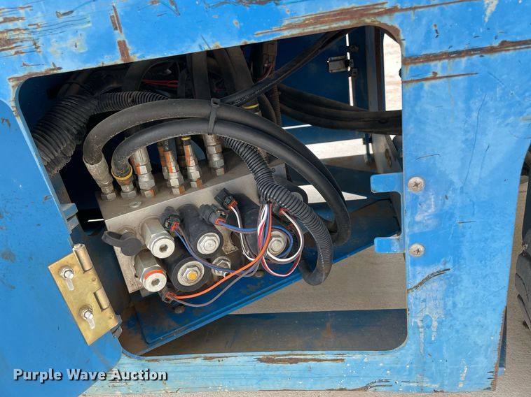 image for item NB9083 2014 Genie GS-2632  scissor lift