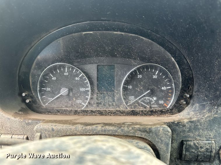 image for item NI9797 (2) Utility vans