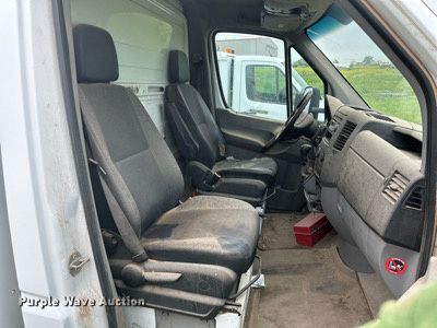 image for item NI9797 (2) Utility vans