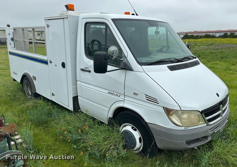image for item NI9797 (2) Utility vans