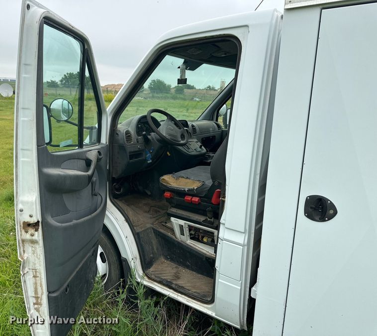 image for item NI9797 (2) Utility vans