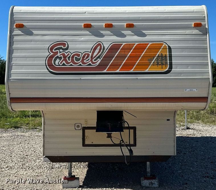 image for item NP9742 1989 Excell  camper