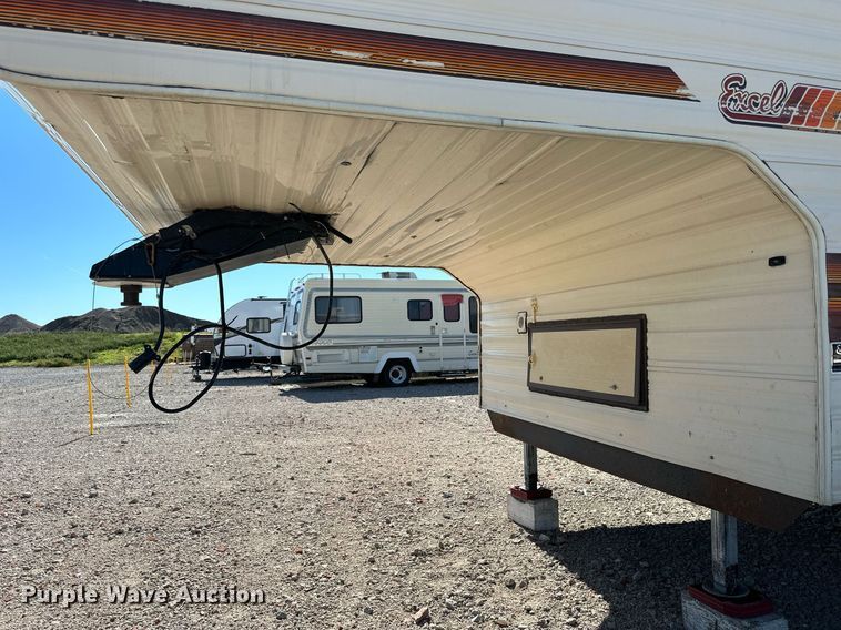 image for item NP9742 1989 Excell  camper