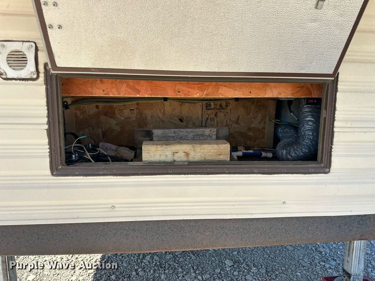 image for item NP9742 1989 Excell  camper