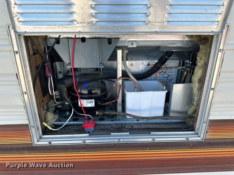 image for item NP9742 1989 Excell  camper