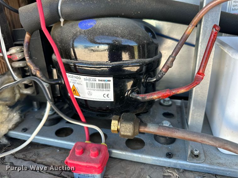 image for item NP9742 1989 Excell  camper