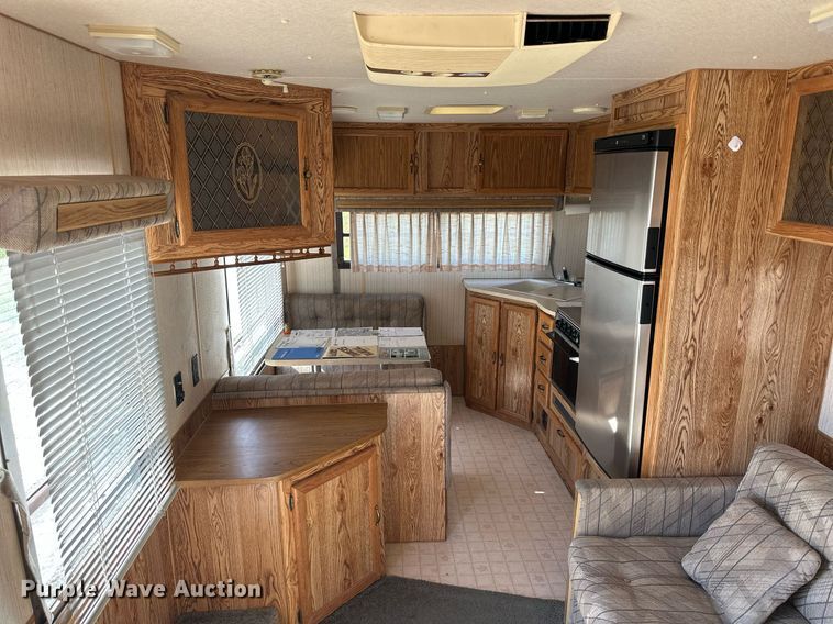 image for item NP9742 1989 Excell  camper