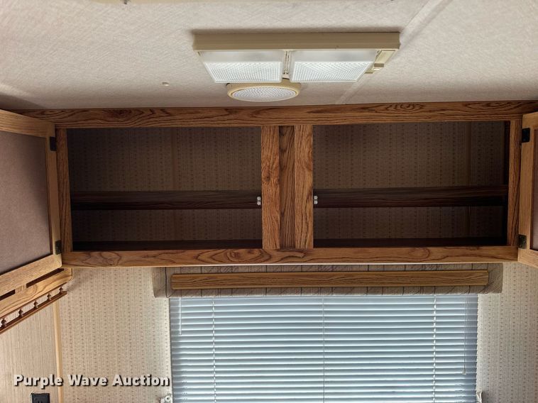 image for item NP9742 1989 Excell  camper