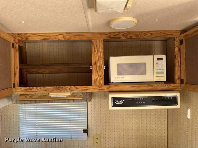 image for item NP9742 1989 Excell  camper