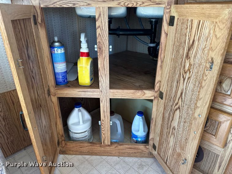 image for item NP9742 1989 Excell  camper