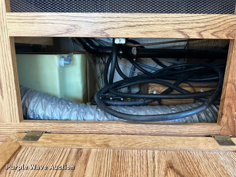 image for item NP9742 1989 Excell  camper