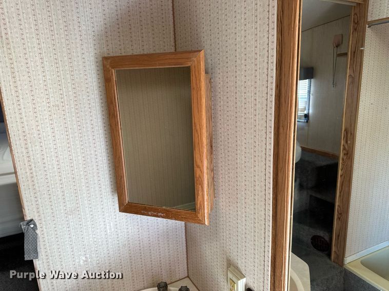 image for item NP9742 1989 Excell  camper