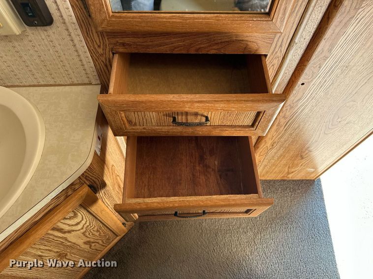 image for item NP9742 1989 Excell  camper