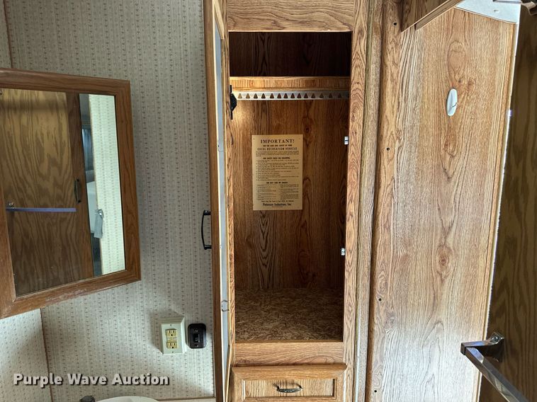 image for item NP9742 1989 Excell  camper