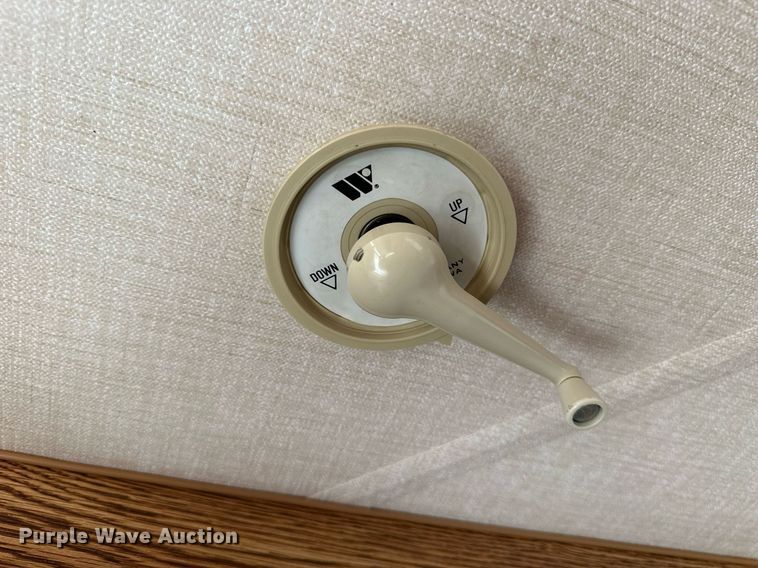 image for item NP9742 1989 Excell  camper