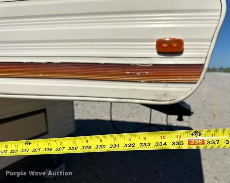 image for item NP9742 1989 Excell  camper