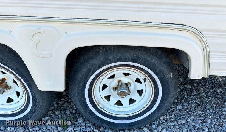 image for item NP9742 1989 Excell  camper