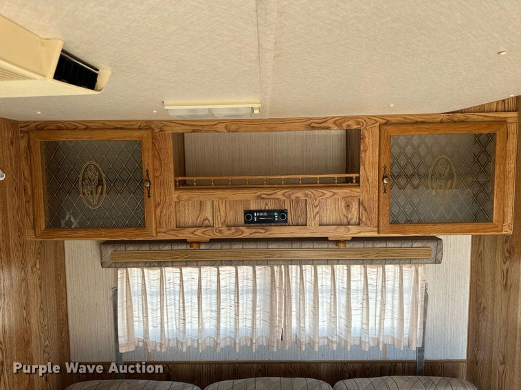 image for item NP9742 1989 Excell  camper