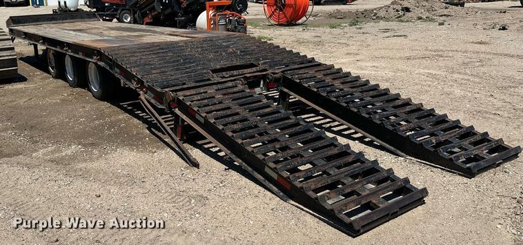 image for item NP9745 2010 Kaufman  equipment trailer