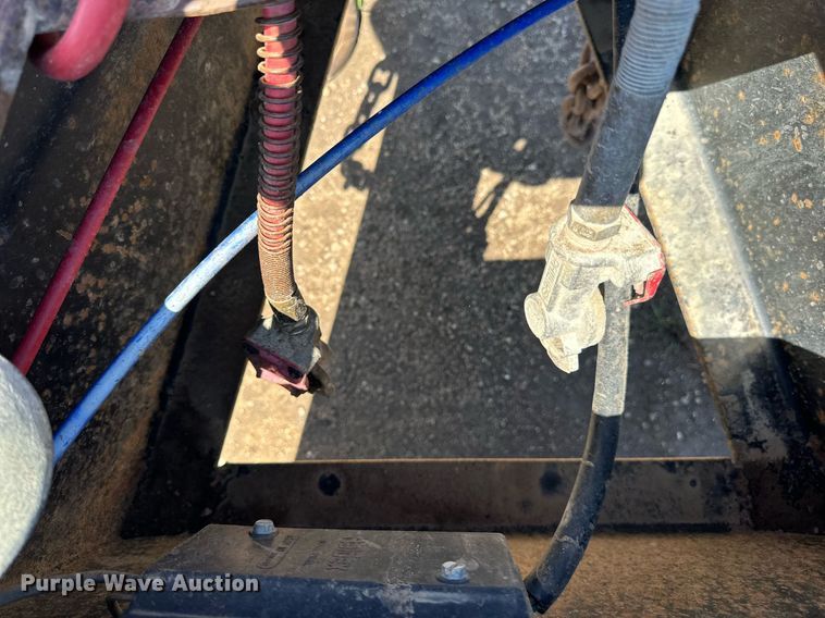 image for item NP9745 2010 Kaufman  equipment trailer