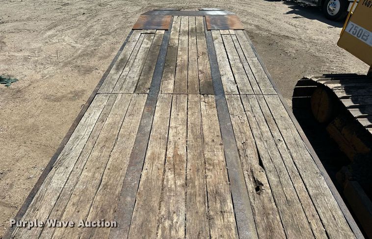 image for item NP9745 2010 Kaufman  equipment trailer