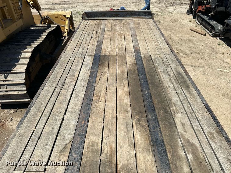 image for item NP9745 2010 Kaufman  equipment trailer