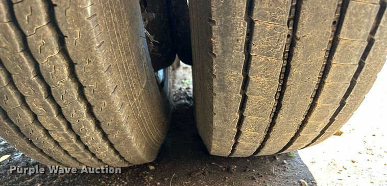 image for item NP9745 2010 Kaufman  equipment trailer