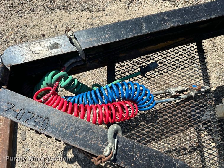 image for item NP9750 2001 Holden HCZ20KT  equipment trailer