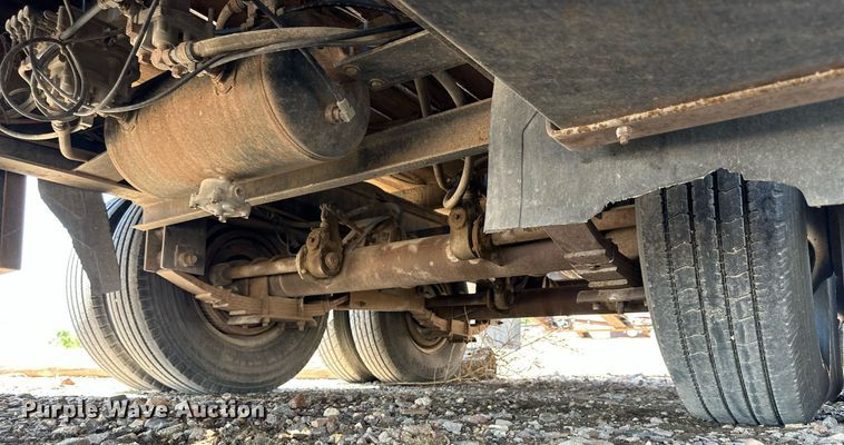 image for item NP9750 2001 Holden HCZ20KT  equipment trailer