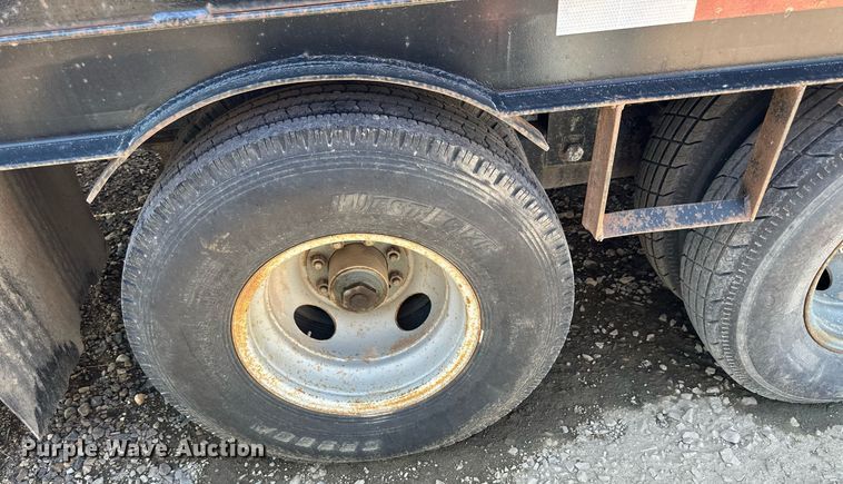 image for item NP9750 2001 Holden HCZ20KT  equipment trailer