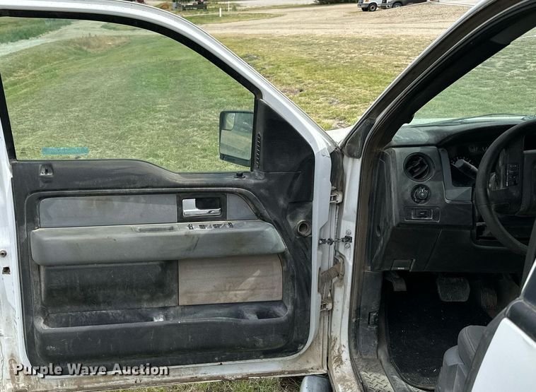 image for item NP9779 2012 Ford F150  SuperCab pickup truck