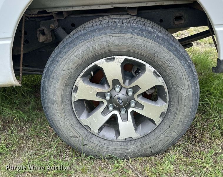 image for item NP9779 2012 Ford F150  SuperCab pickup truck