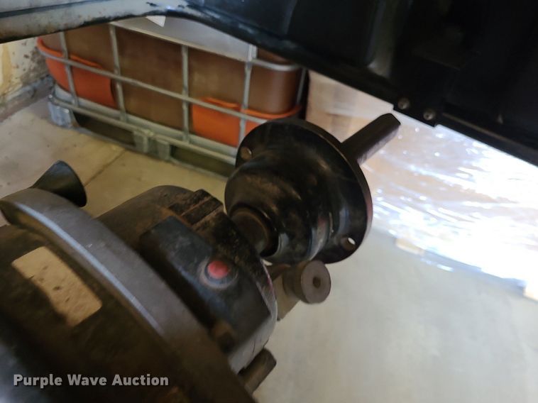 image for item NX9560 Coats 1250  tire balancer