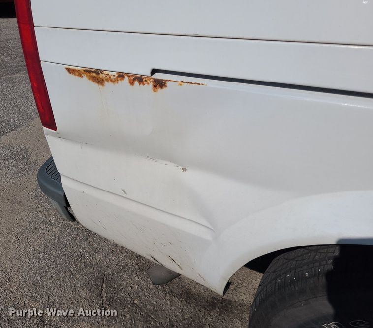 image for item NX9596 2000 Chevrolet Astro  van