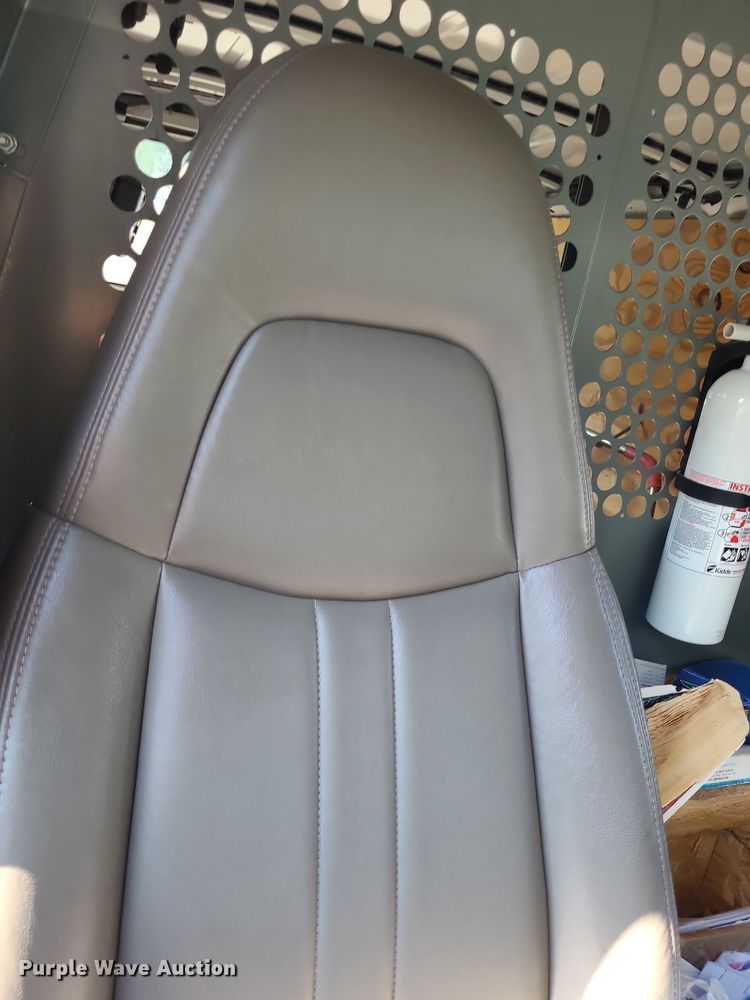 image for item NX9596 2000 Chevrolet Astro  van