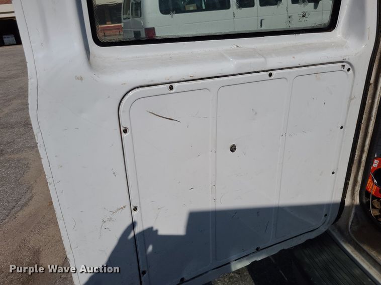 image for item NX9596 2000 Chevrolet Astro  van