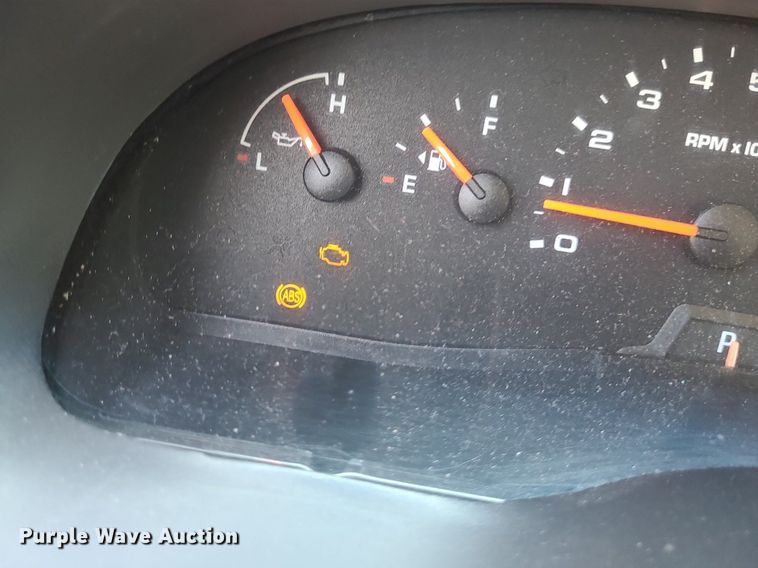 image for item NX9598 2006 Ford E250  van