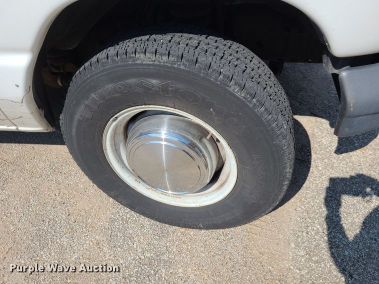 image for item NX9598 2006 Ford E250  van